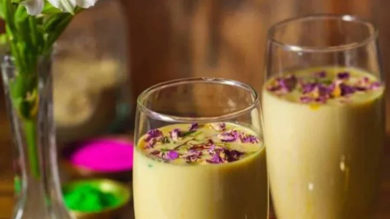 Holi 2024 Thandai recipes: 5 unique flavours to try