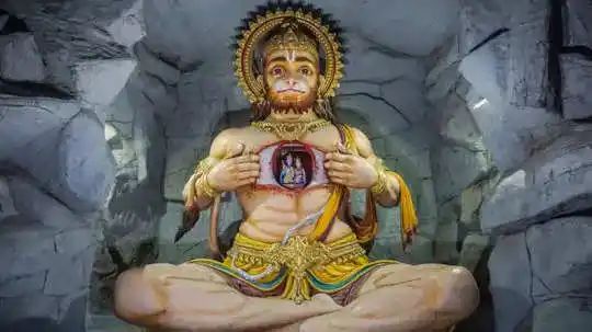 Hanuman Chalisa: Know The Right Way To Recite Hanuman Chalisa Daily