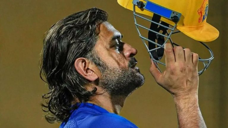 IPL 2024: MS Dhoni Picks Up Bat Again In Vintage Look As Chennai Super Kings Gear Up For Tournament Opener | Watch