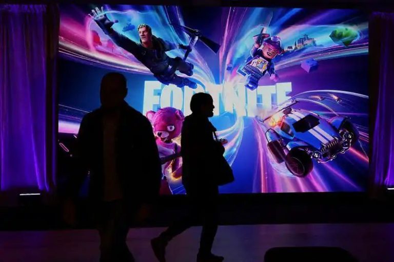 Apple retreats in Epic feud, allows Fortnite return in EU