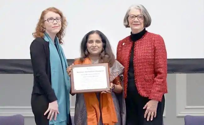 India receives ‘Measles and Rubella Champion’ Global Award