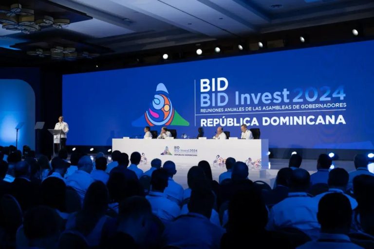 First plenary session of IDB’s annual meeting elects new president