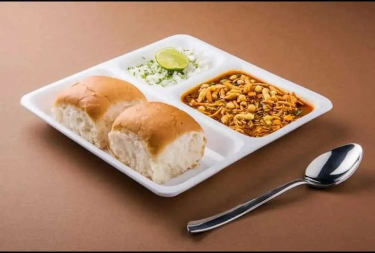 Misal Pav To Thalipeeth: Top 7 Satara Dishes That Are Must-Haves