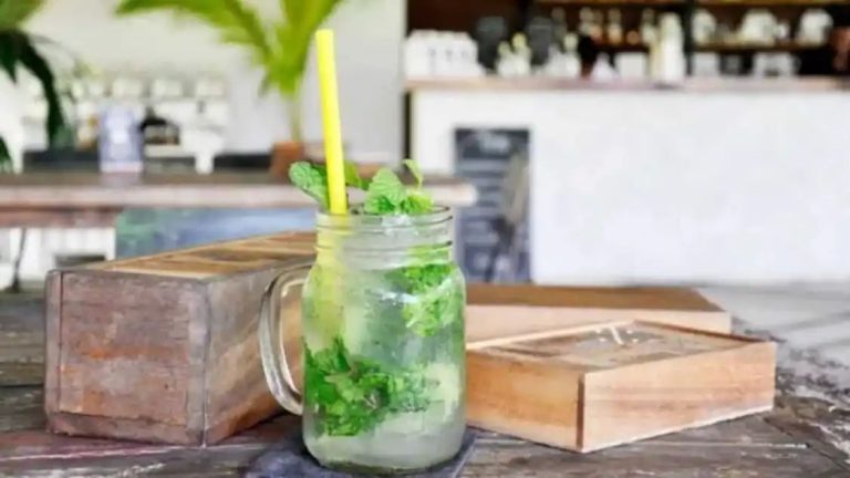 Lassi To Chutney: 6 Refreshing Mint-Based Recipes For Summer