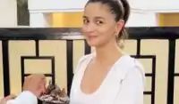 Raha’s mom’ Alia Bhatt cuts birthday cake with paps, good wishes pour in