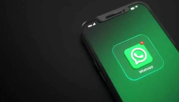 WhatsApp Will Soon Allow Users To Scan UPI QR Codes, Pin Multiple Chats And More- All You Need To Know