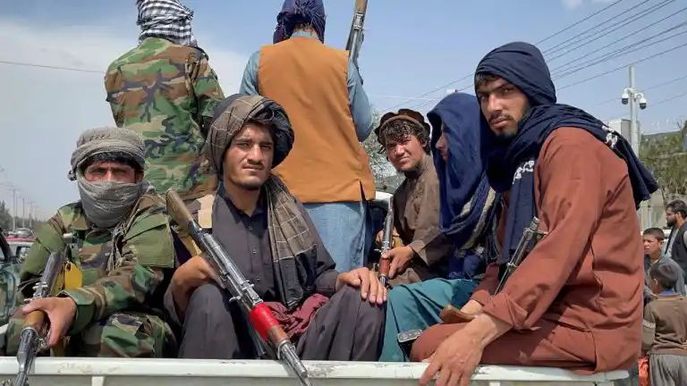 Afghanistan’s Taliban retaliates after Pakistani airstrikes kill at least 8