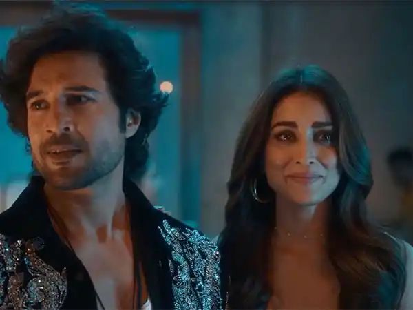 Shriya Saran is all praises for ‘Showtime’ co-star Rajeev Khandelwal