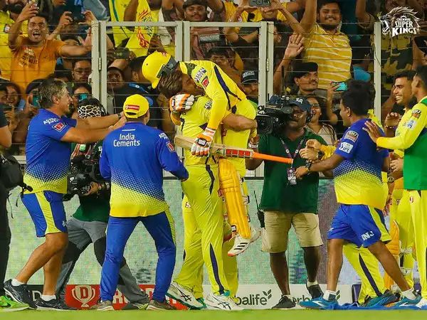 CSK posts video of Jadeja’s iconic moment with Dhoni during IPL 2023 final