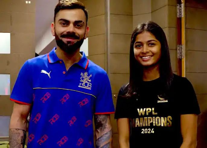 He Actually Knows My Name”: Shreyanka Patil Gets Star-Struck After She Meets Virat Kohli at RCB Unbox Event