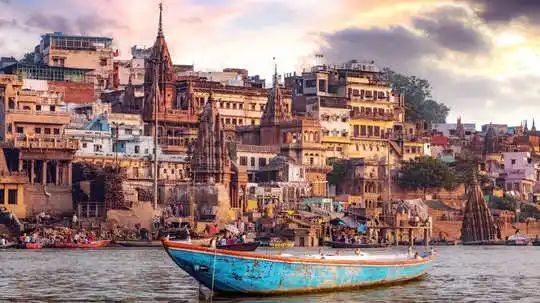 Moksha In Varanasi: Manikarnika Ghat’s Sacred Soul Connect