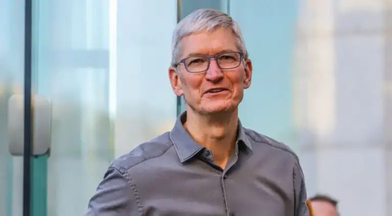 Tim Cook Launches New Apple Store in Shanghai as iPhone Struggles in China