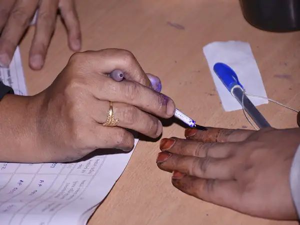 100 pc webcasting of all polling booths in Punjab”: Chief electoral officer