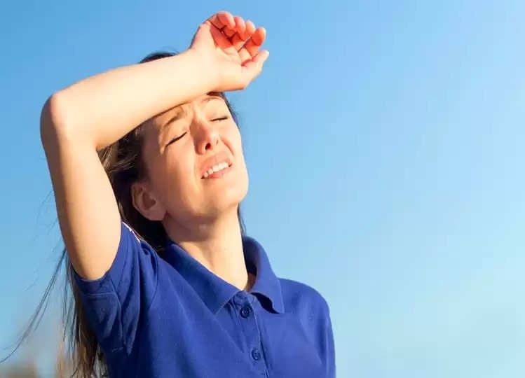 Vitamin D is obtained from sunlight, so is it necessary to sit in the sun even in the scorching heat?