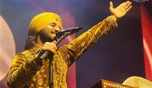 Satinder Sartaaj entertained in Melbourne, audience enjoyed magical musical evening with family