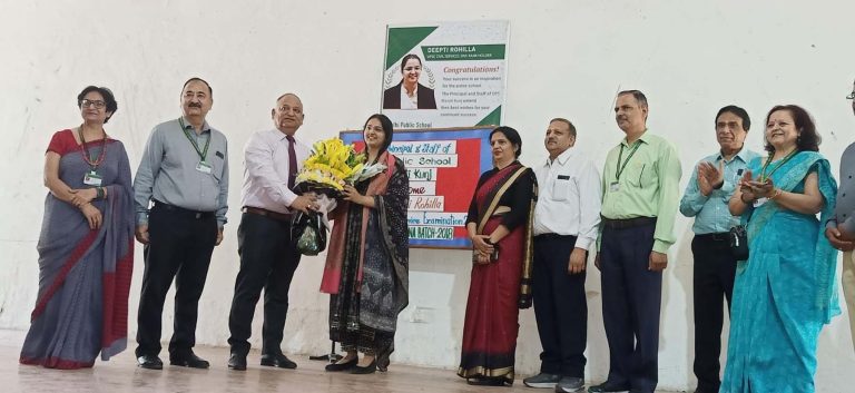 Gurugram: Former DPS student Deepti, who became IAS, got a grand welcome in the school