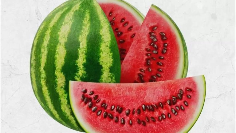 Watermelon Side Effects: Do not make these mistakes after eating watermelon, it will harm your health!