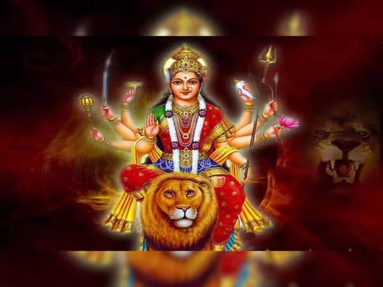 Durga Saptashati: Mother Durga becomes happy by reciting it during Navratri, know the rules and method of recitation