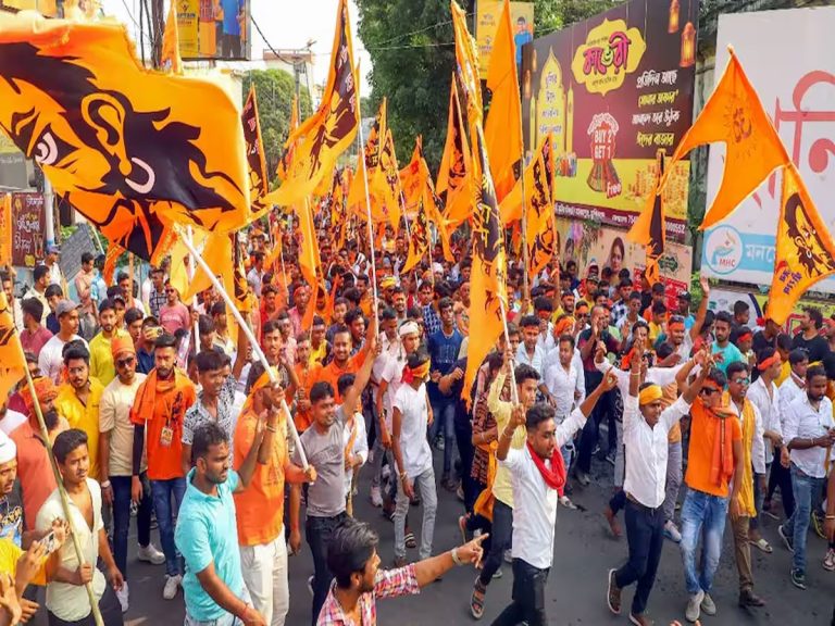 Stones pelted from rooftops at Ram Navami procession in West Bengal, many injured