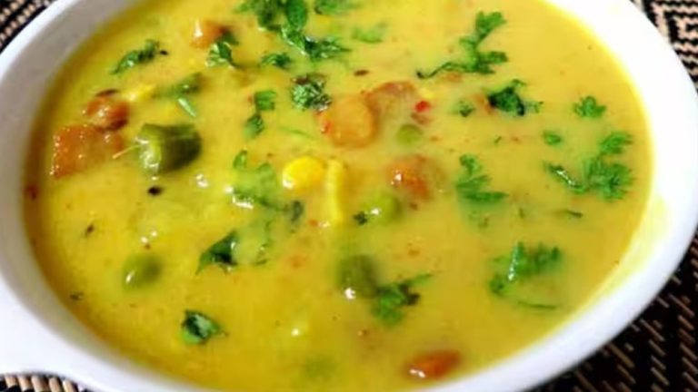 Chaitri Navratri 2024: If you feel like eating something special during the fast, then make potato curry