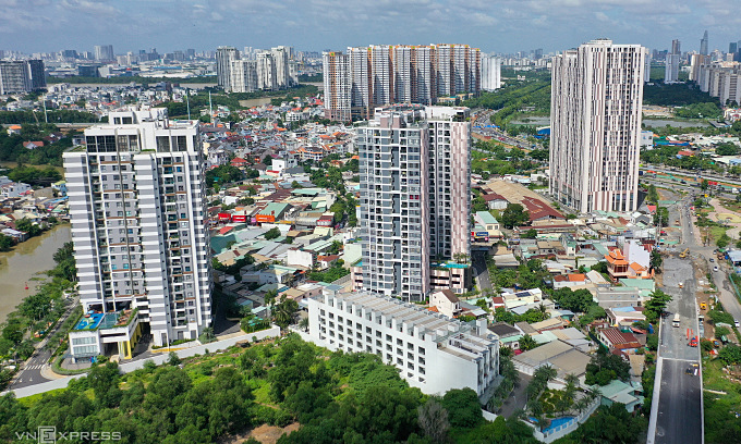 HCMC housing industry insiders do not expect prices to fall this year