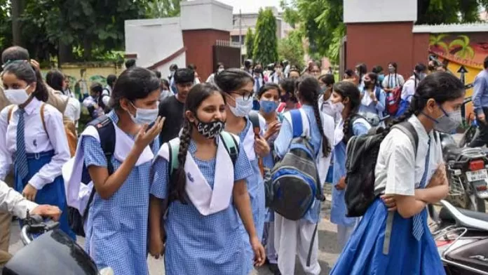 School holiday: Big relief for students!  School timings changed, summer holidays also declared, schools will remain closed for so many days