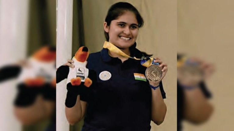 Olympics: Shooter Palak won bronze medal and gave India 20th Olympic quota