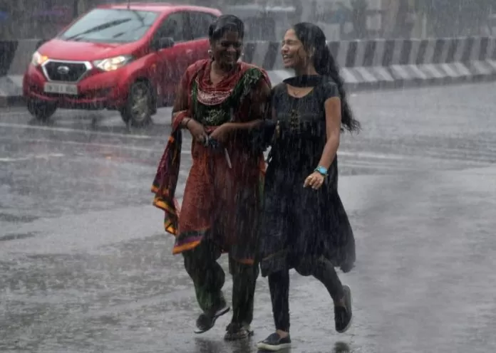 Rain, storm alert on 28th and 29th April, relief from heat is going to come