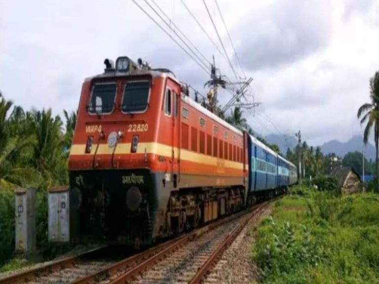 Western Railway to Run Unreserved Special Train to Handle Traffic