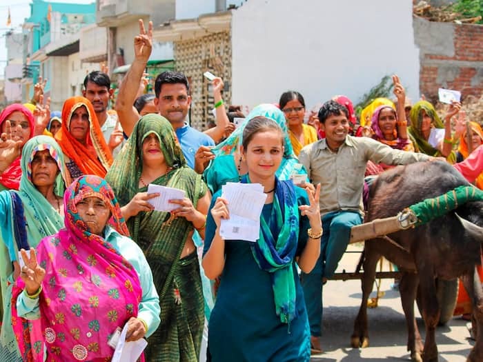 Lok Sabha elections: 61 percent voting recorded in second phase amid complaints of EVM malfunction;  Highest in Tripura