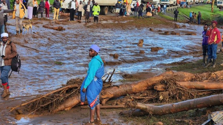 Rain in Kenya: Dam broken due to heavy rain in Kenya, devastation all around, total 140 died