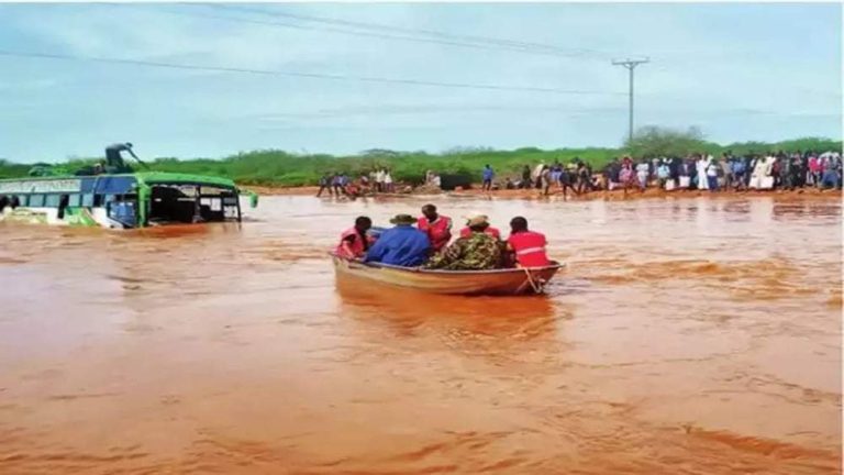 World News: 13 people died, more than 15 thousand people homeless due to severe flood in Kenya