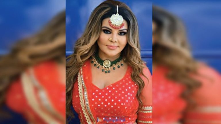 Delhi: SC refuses to grant anticipatory bail to Rakhi Sawant in video leak case