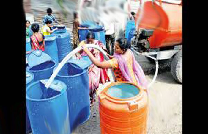 Tankers deliver water to more than 600 villages in Marathwada region