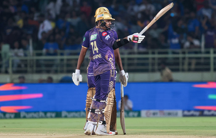 Sunil Narine made a special record by batting brilliantly against Delhi, equaled Russell – News India Live