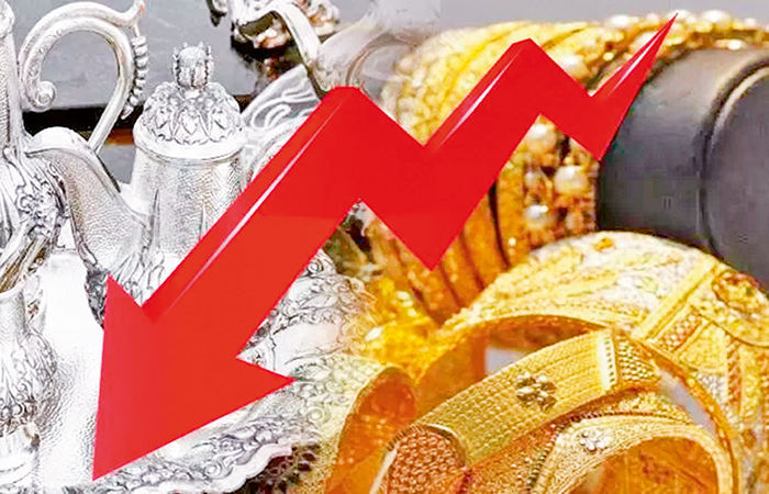 Gold fell by Rs 1100 to Rs 75000 in Ahmedabad