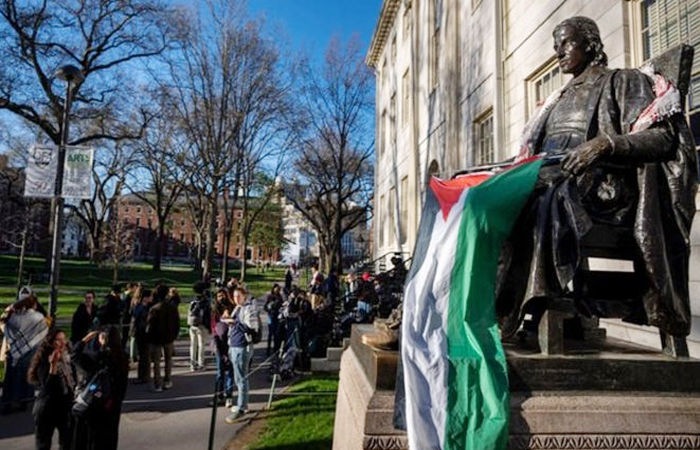 A total of 900 students were arrested, Palestine flag on Harvard statue…: Why are protests taking place in 30 American universities?