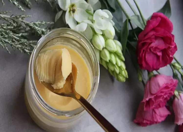 Skin Care: Desi ghee will remove dark spots and infections from the skin!  Use it like this!