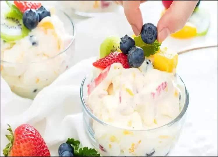 Enjoy cold fruit cream in summer, the taste is amazing!