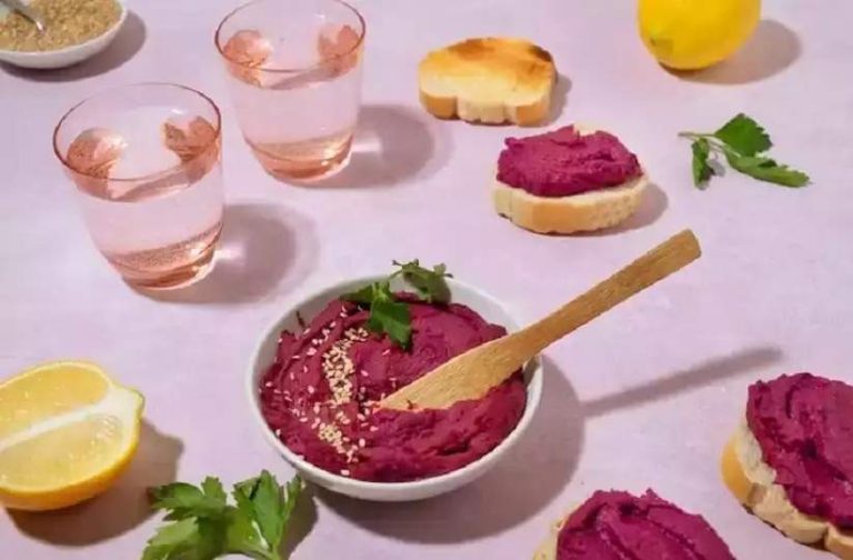 Beetroot Face Pack: If you also want pink glow then apply beetroot face pack like this