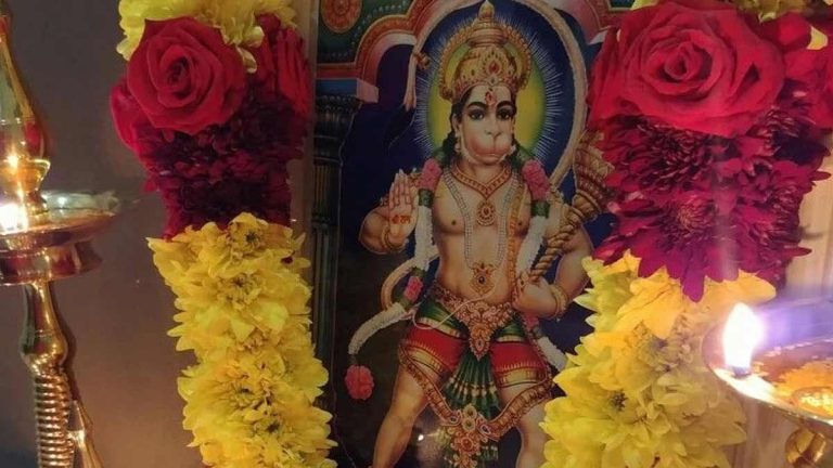 Keep this one thing of Hanumanji in the home safe, you will get success in every work