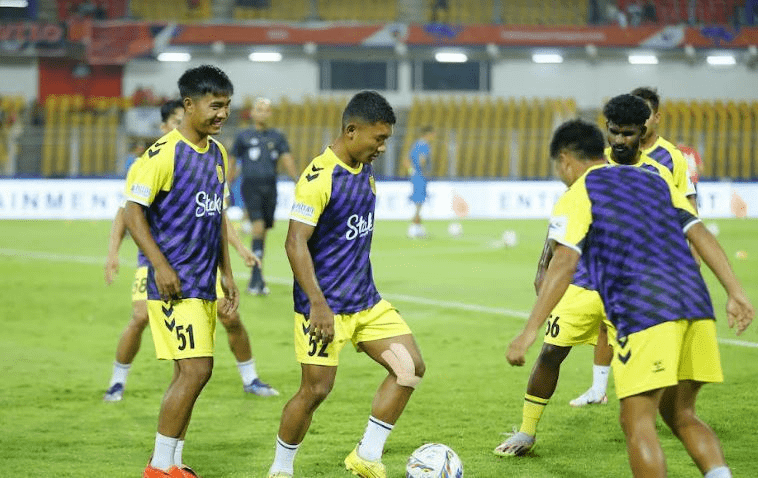 Kerala Blasters FC will look to regain momentum against Hyderabad before the playoffs