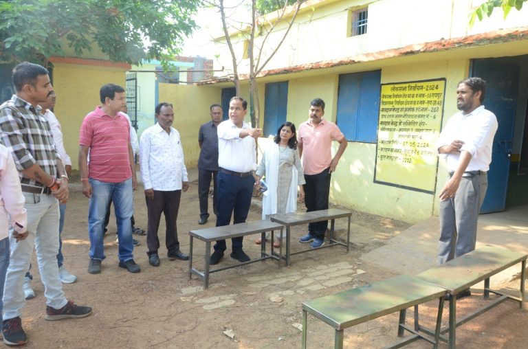 Lok Sabha Elections: Collector inspected polling stations of Raipur South Assembly