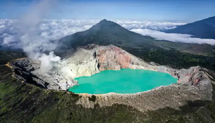 Indonesia: Chinese woman who went to see the volcano died due to careless fall from the mountain