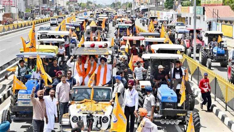 Sukhbir Badal also condemned the Chief Minister’s discrimination against Scheduled Castes and weaker sections, said- BJP-AAP alliance is anti-farmer