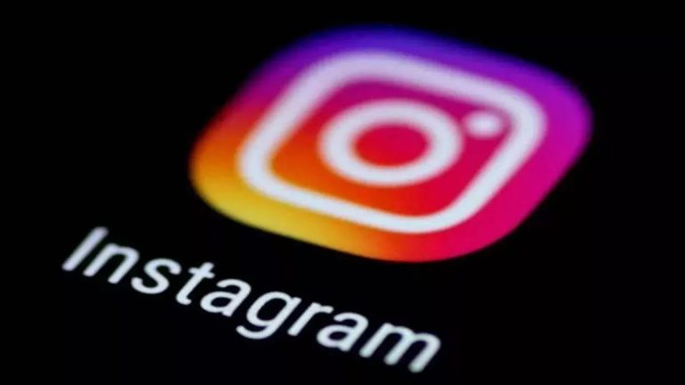 Instagram service stopped, users facing trouble in refreshing feed