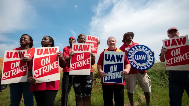 Alabama’s Mercedes Workers have Voted Against Joining the UAW