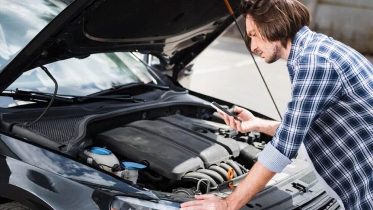 Now you will not have to wait for a mechanic if your car's battery gets damaged, you can fix it yourself with these tips…