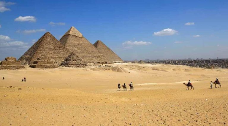 Scientists solved 4,000 year old mystery, how Egyptian pyramids were built