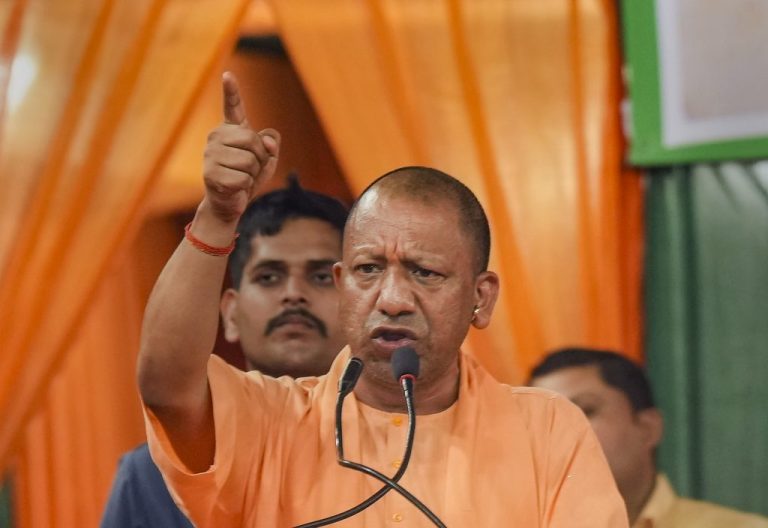 Lok Sabha Elections 2024: Yogi Adityanath said 'Indian' alliance wants to divide people on caste and religion and loot the country.